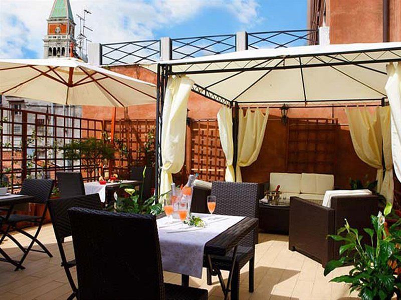 Hotel Castello Venezia Esterno foto